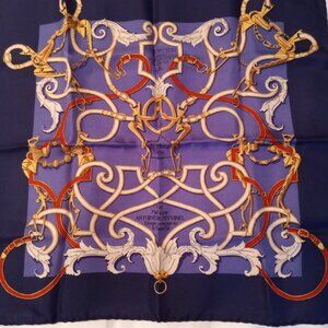 Hermès authentic vintage 100% silk scarf in mint condition - Gavroche size